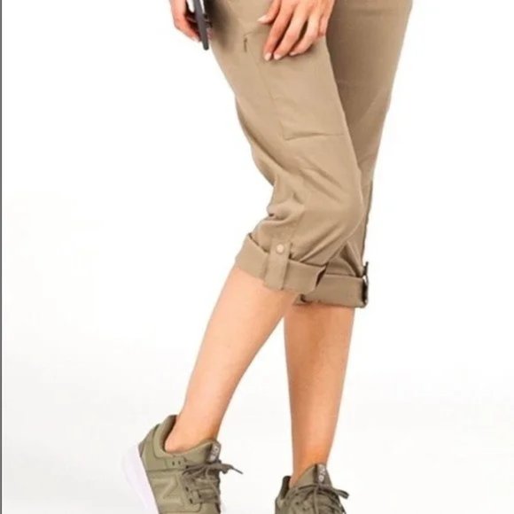 NWOT Prana Halle Pants Convertible Utility Pant Size 12 - Picture 2 of 14